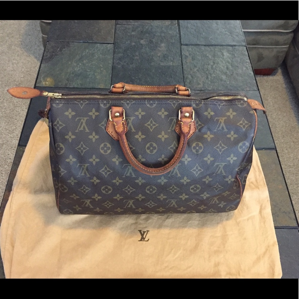 SOLD Full Set LV Speedy 35